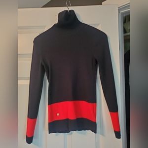 Ralph Lauren cotton turtleneck sweater. Bold eye catching piece!